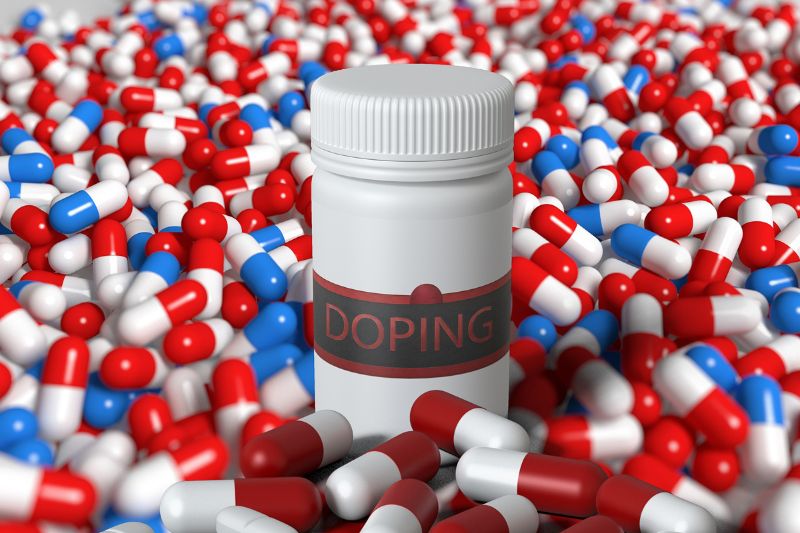 Doping là gì? Vì sao lại bị cấm trong thi đấu bóng đá